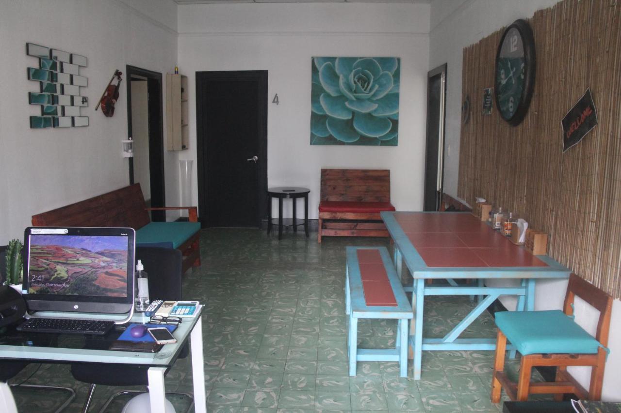 Eden'S Garden Hostel Panamá Esterno foto