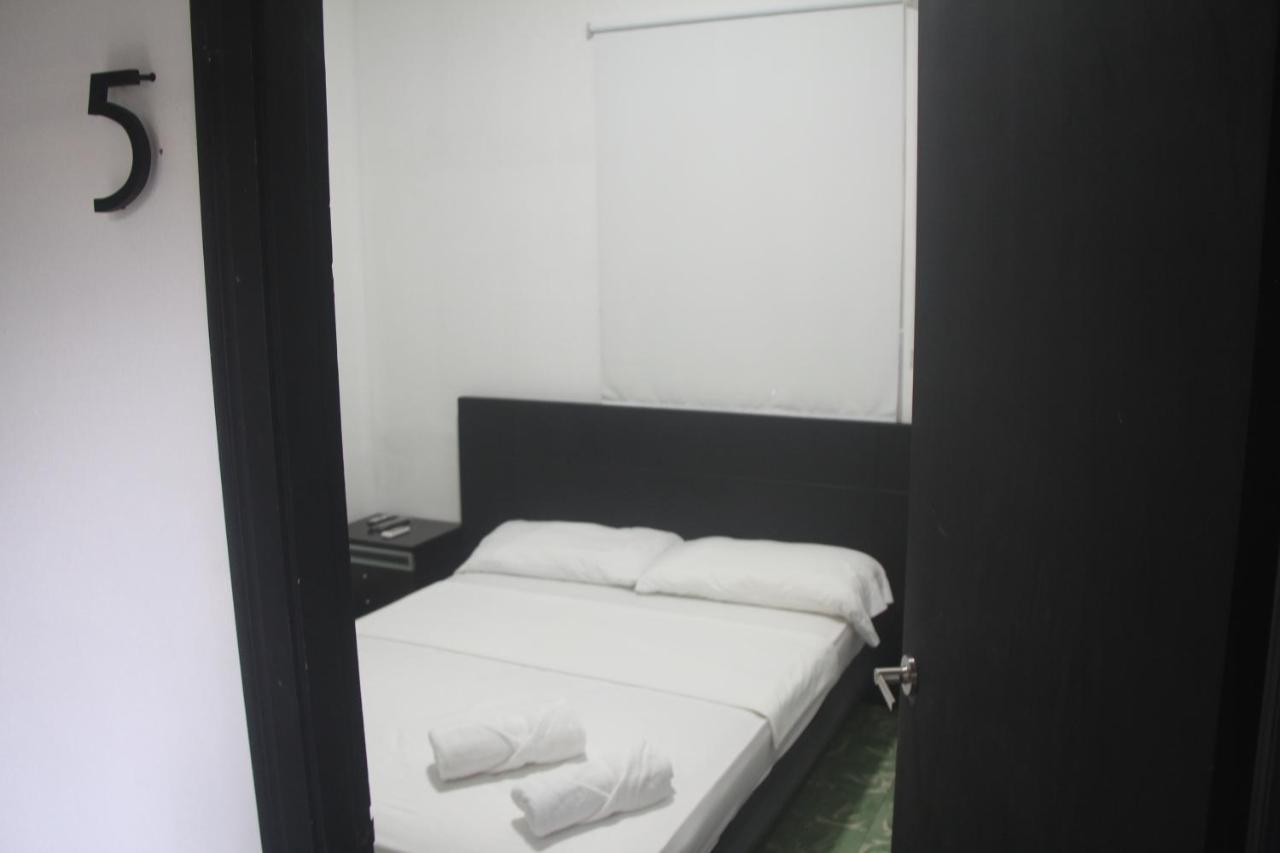 Eden'S Garden Hostel Panamá Esterno foto