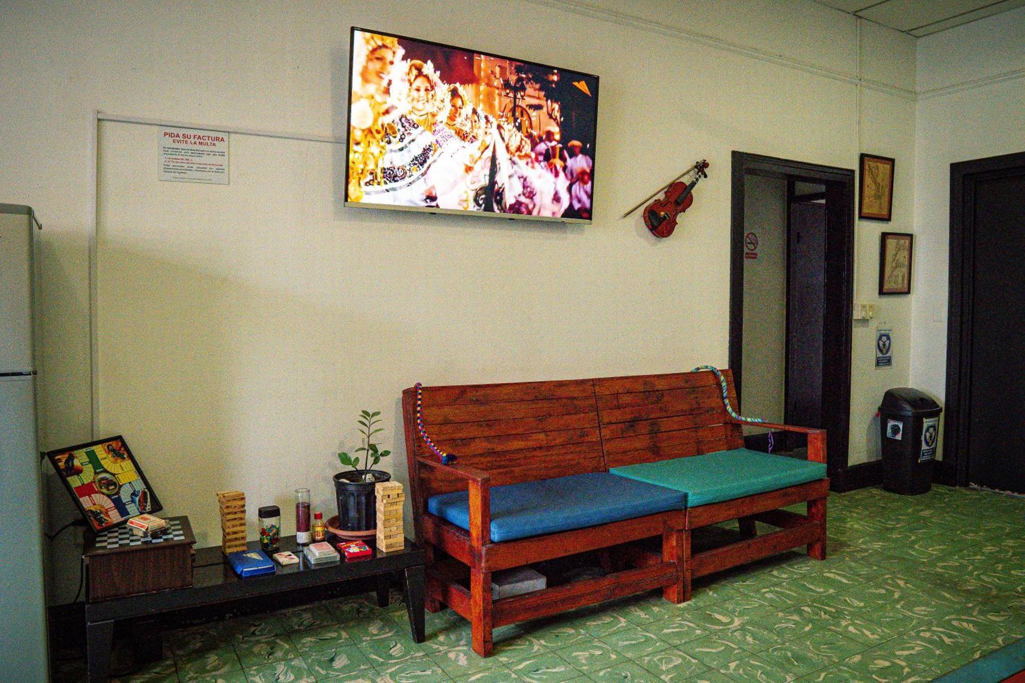 Eden'S Garden Hostel Panamá Esterno foto